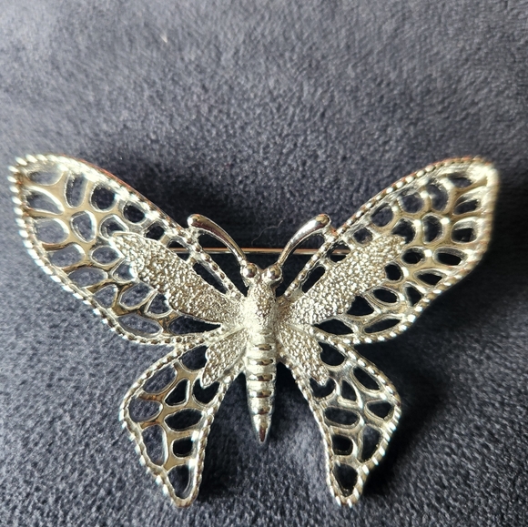 1971 Sarah Coventry Brooch/pin - Picture 1 of 3